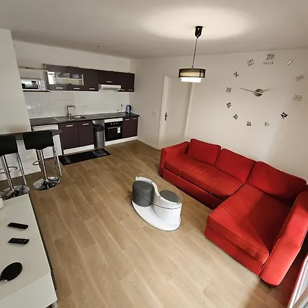 Cosy Proche Paris Daire *